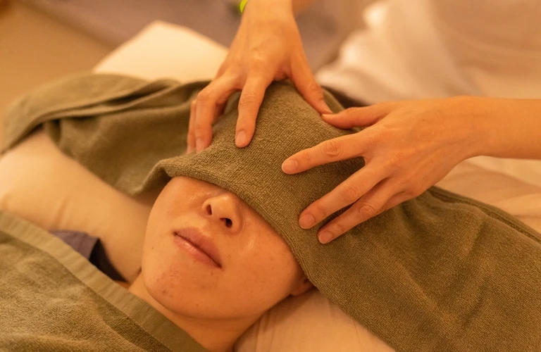 水戸のドライヘッドスパ（頭ほぐし）で眼精疲労・睡眠不足・肩こりを解消｜Le・courage